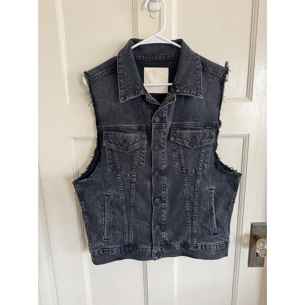 Mother The Drifter Vest in On The Fly (gray) size medium